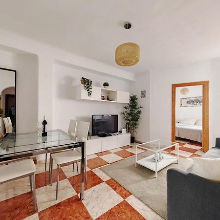 Gran Apartamento En El Centro Historico マラガ エクステリア 写真
